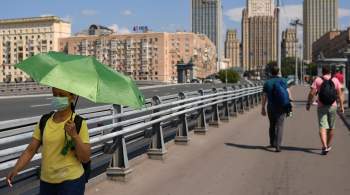 Воду раздают на 14 станциях московского метро из-за жары