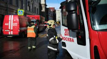 В Москве из-за пожара на газовой подстанции сгорели три автомобиля
