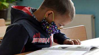 В Москве отменили карантин по COVID в классах школ и детских садах