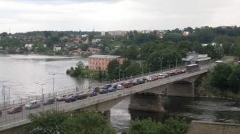 Машины на российских номерах не пытаются въехать в Эстонию после запрета 