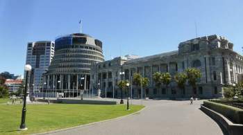 Парламент Новой Зеландии приостановил работу из-за карантина