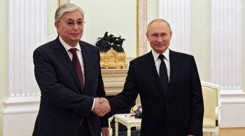 Токаев делает все для нормализации обстановки в Казахстане, заявил Путин