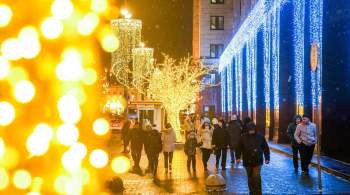 Светло как днем: почему в Москве демонтируют не все праздничные украшения 