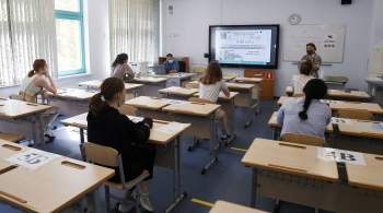 Советники по воспитанию появятся в 1,2 тысячи школ, заявил Развожаев
