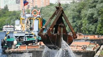 Бирюков: в Москве очищают и углубляют акватории 32 пассажирских причалов