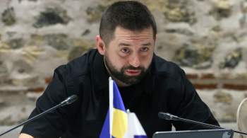 Лишенных гражданства Украины чиновников ждут санкции, заявил депутат Рады