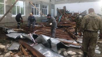 В Приамурье ураганный ветер сорвал крышу со школы 