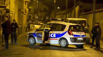 Во Франции мужчина открыл стрельбу по полицейским