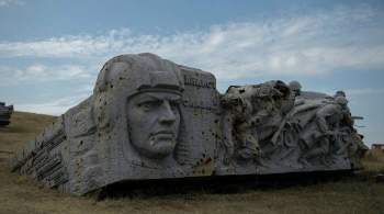 На мемориале Саур-Могила в ДНР развернули 300-метровую Георгиевскую ленту