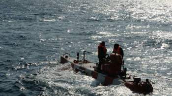 СМИ: на юге Китая перевернулось судно, более 70 человек оказались в воде