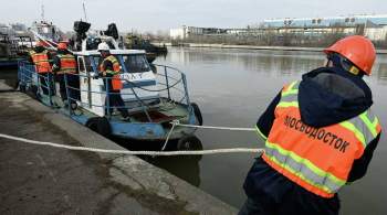 Москву-реку очистили от 2,5 тысячи кубометров мусора