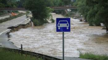 Наводнения в округе Арвайлер на западе ФРГ унесли жизни более 110 человек
