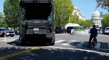 Водитель грузовика у Капитолия угрожает взорвать бомбу