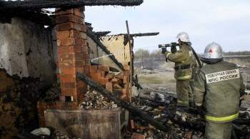 Пожар уничтожил свыше 30 жилых домов в селе Бясь-Кюель в Якутии 