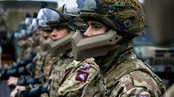 Mirror: британским военным приказали имитировать активность около России