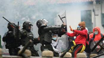 Власти Колумбии направили армию в районы, охваченные протестами