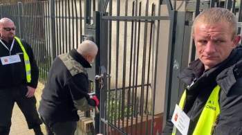 МИД: Россия жестко ответит на вторжение в школу при посольстве в Варшаве