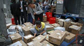 СМИ: китайские компании перестают принимать заказы на доставку из-за рубежа