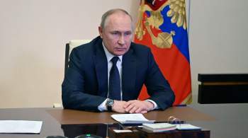 Москва продолжит помогать развитию Крыма и Севастополя, заявил Путин