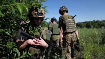 Боевики  Правого сектора * заняли школу в городе Гуты в Харьковской области