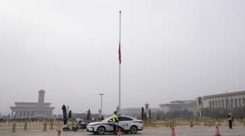 В Пекине кремировали тело экс-премьера госсовета Ли Кэцяна 