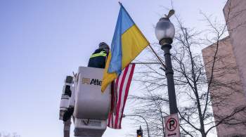 США подчинили себе всю систему госуправления Украины, заявил экс-премьер 