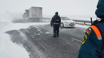Под Ростовом с перекрытого из-за снега участка М-4 эвакуировали 20 человек