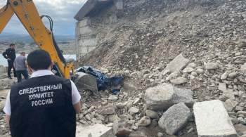 В Дагестане завели дело после гибели фотографа при падении бетонной плиты 