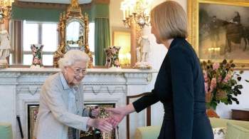 СМИ заметили необычную деталь на последнем снимке Елизаветы II