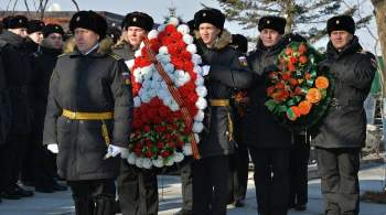 В Приморье почтили память экипажа подлодки С-178, погибшего 40 лет назад