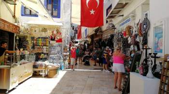 Эксперты рассказали, сколько туристов отказалось от путевок в Турцию 