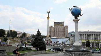 В Киеве на площади Независимости начался митинг против Зеленского