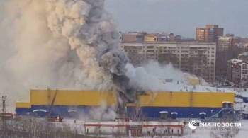 В Томске произошло обрушение кровли горящего супермаркета