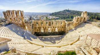 В Греции из-за пожаров перенесли ряд спектаклей в античных театрах 