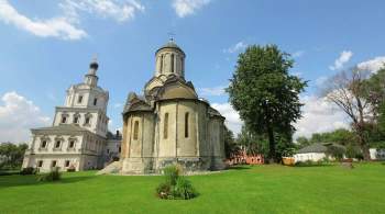 В Москве вандалы повредили поклонный крест в Спасо-Андрониковом монастыре