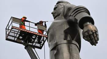 В Москве более 1,1 тысячи памятников промыли в рамках подготовки к зиме