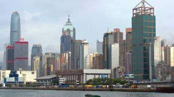 Глава администрации Гонконга получила письмо с угрозами и лезвием