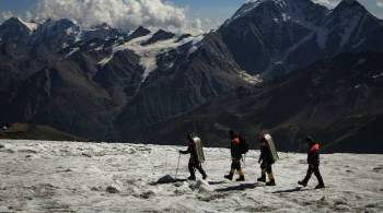Тела троих погибших на Эльбрусе альпинистов спустят в воскресенье