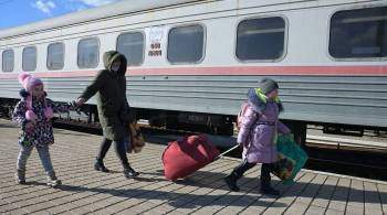Почти 80% россиян поддерживают решение принять беженцев, показал опрос