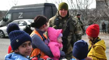 СЦКК совместно с омбудсменом ДНР вернули домой из Бердянска 13 детей