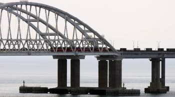 Крымский мост работает в штатном режиме, заявили в Совфеде