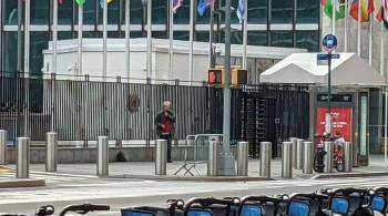 Полицейские оцепили район у штаб-квартиры ООН в Нью-Йорке