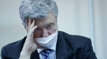 Порошенко заснул в суде на заседании по избранию ему меры пресечения
