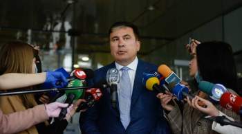 В Грузии основали движение за  мирное возвращение  Саакашвили в страну
