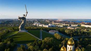 Лавров принял участие в передаче знамен музею Сталинградской битвы