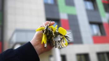 Жители аварийных домов Сургутского района получили ключи от новых квартир