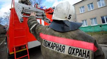 В Приморье начальник пожарной части спас  из горящего дома троих детей