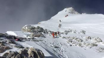 Китайский альпинист погиб у южной вершины Эвереста