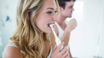 Названа распространенная ошибка при чистке зубов, приводящая к кариесу