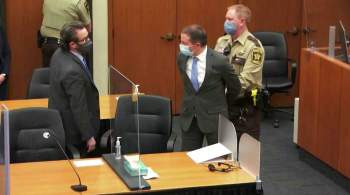 Судья установил отягчающие факторы в деле об убийстве Флойда